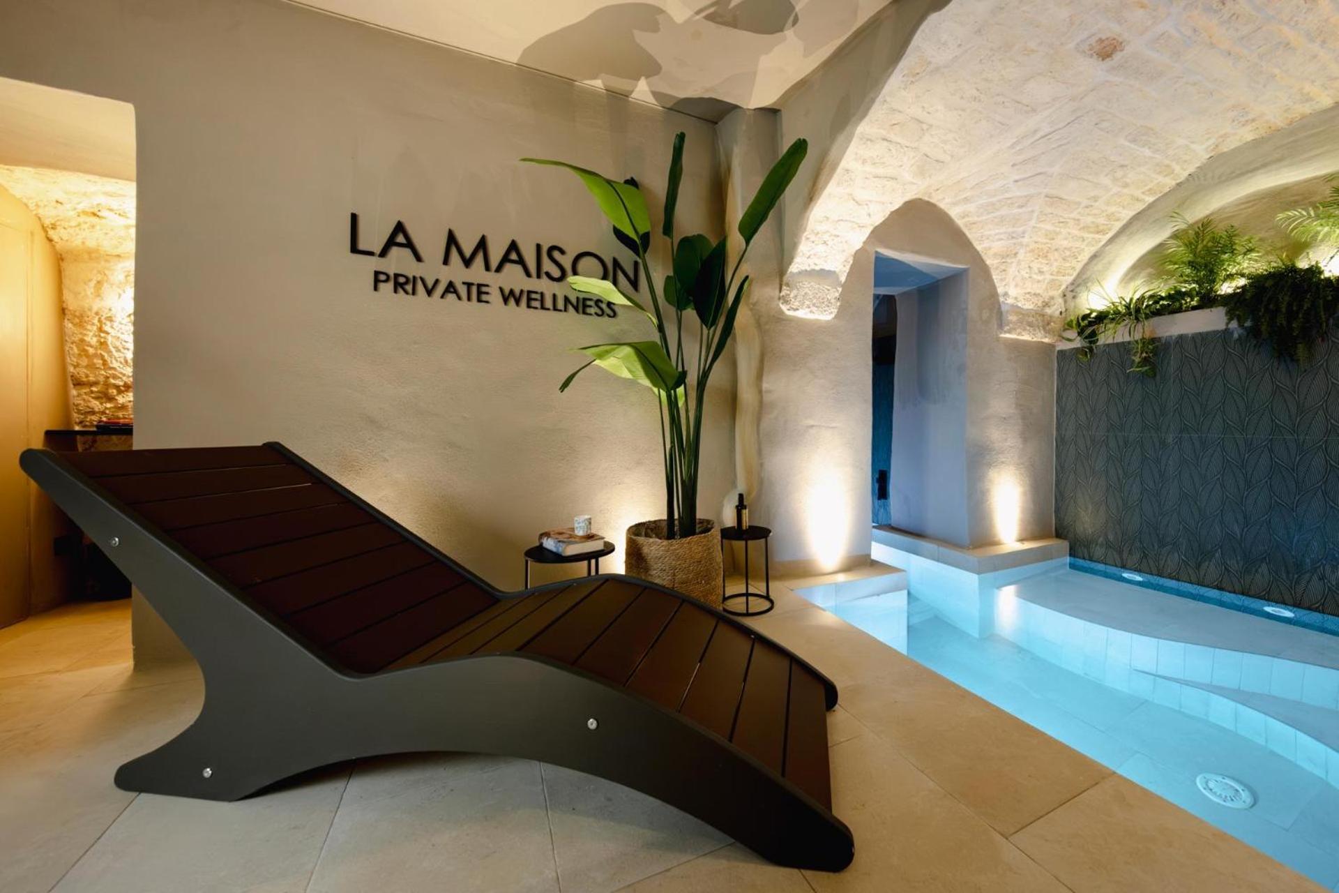 La Maison - Private Wellness 오스투니 외부 사진