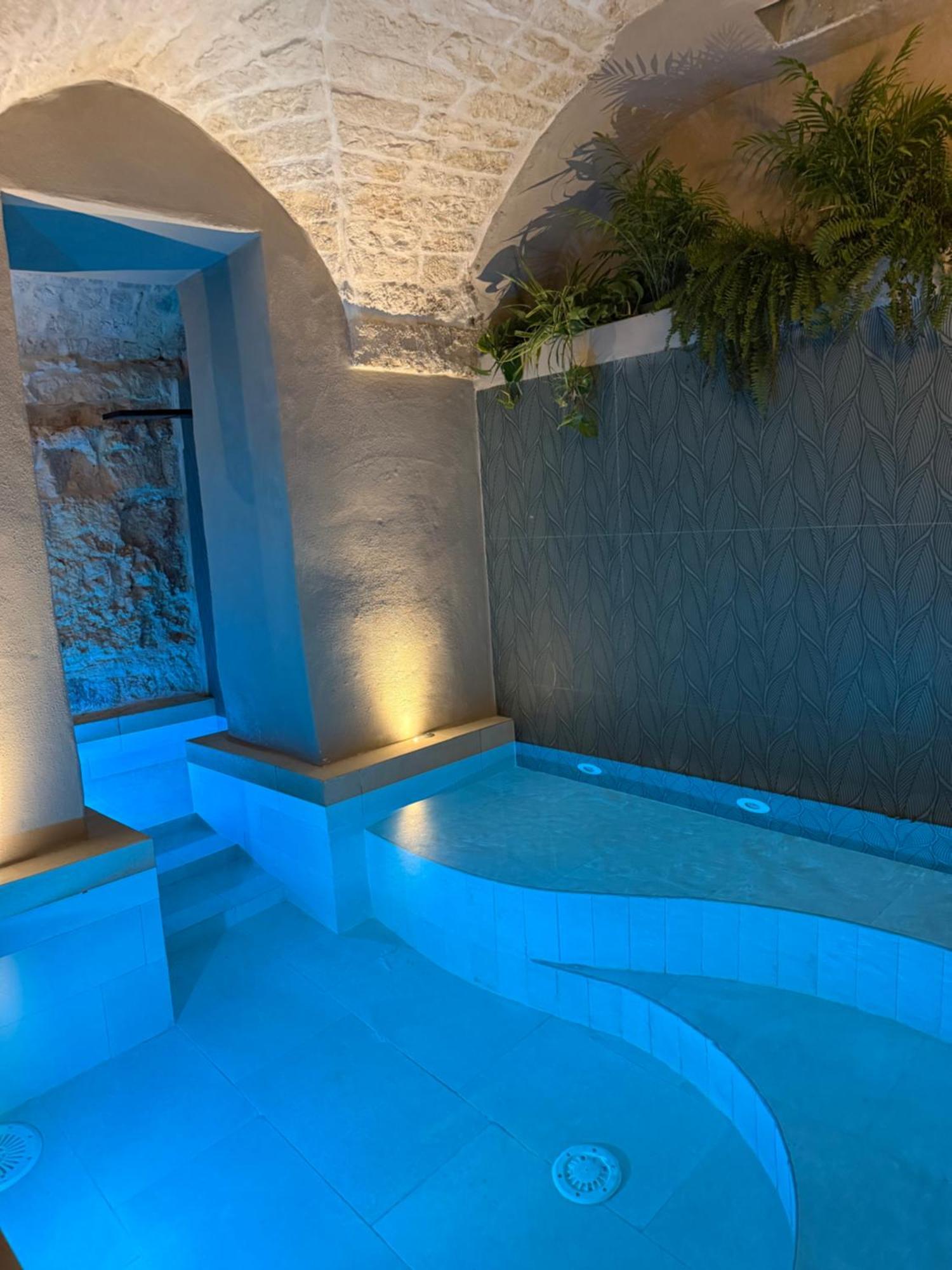 La Maison - Private Wellness 오스투니 외부 사진